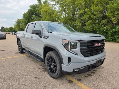 Used 2024 GMC Sierra 1500 Elevation AWD/4WD image 1