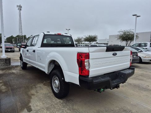 Used 2020 Ford F250 XL w/ Power Equipment Group image 4