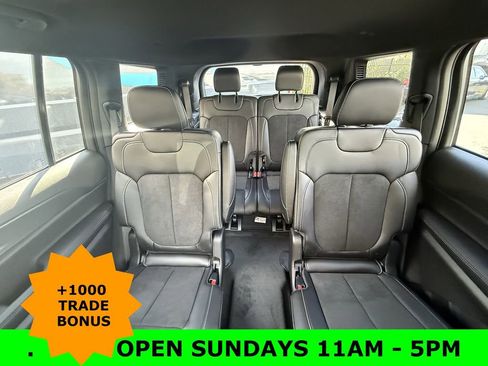 New 2025 Jeep Grand Cherokee L Altitude image 27