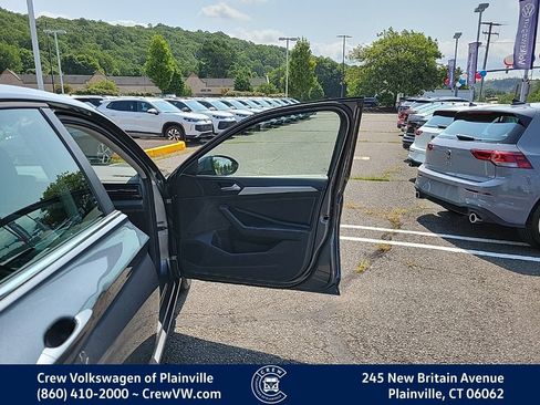 Certified 2025 Volkswagen Jetta S FWD image 41