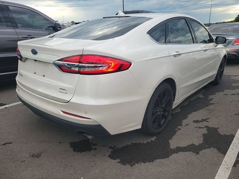 Used 2020 Ford Fusion SEL FWD image 3