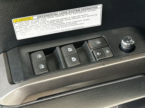 Used 2018 Toyota Tacoma TRD Pro image 13