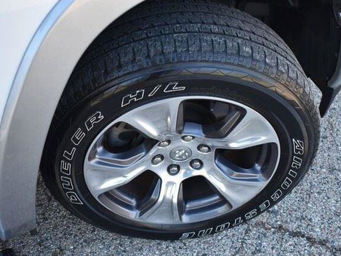 Used 2020 RAM 1500 Laramie AWD/4WD image 16