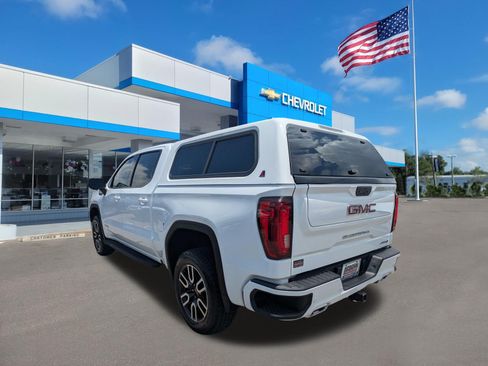 Used 2021 GMC Sierra 1500 AT4 w/ AT4 Premium Package AWD/4WD image 5