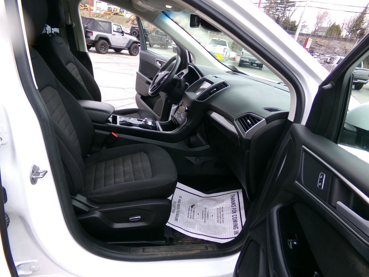 Used 2019 Ford Edge SEL FWD image 22