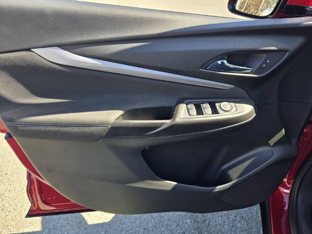 Used 2022 Chevrolet Bolt EUV LT FWD image 16