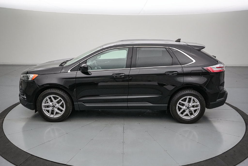 Certified 2024 Ford Edge SEL w/ Convenience Package AWD/4WD image 7