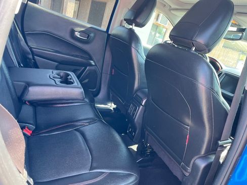 Used 2018 Jeep Compass Trailhawk w/ Leather Interior Group AWD/4WD image 33