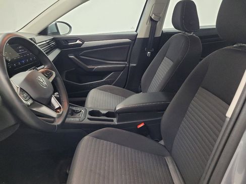 Used 2025 Volkswagen Jetta S image 17