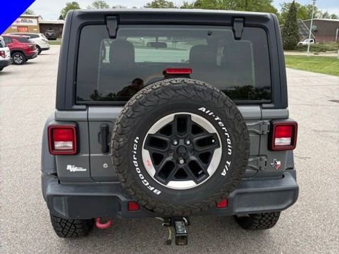 Used 2019 Jeep Wrangler Sport AWD/4WD image 5