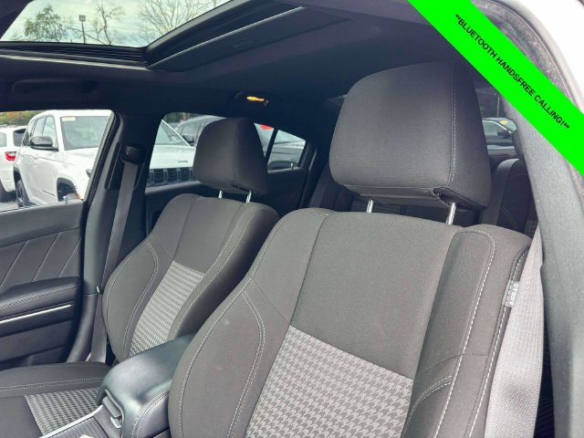 Used 2023 Dodge Charger SXT AWD/4WD image 6