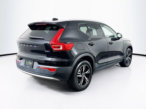 Used 2023 Volvo XC40 B5 Core w/ Protection Package Premier image 9