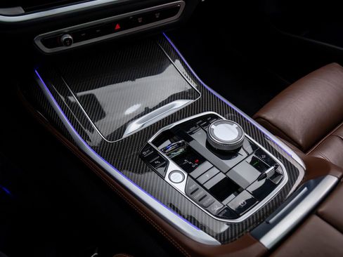 Used 2023 BMW X7 M60i w/ Executive Package image 12