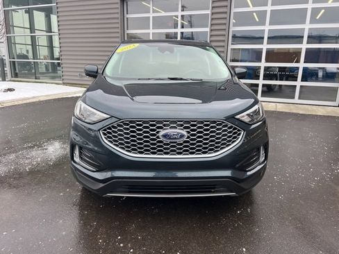 Used 2024 Ford Edge SEL w/ Convenience Package image 2