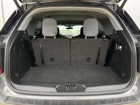 Certified 2022 Ford Explorer XLT w/ Equipment Group 202A image 30