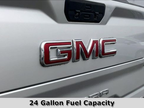 Used 2019 GMC Sierra 1500 SLT w/ SLT Premium Package image 32