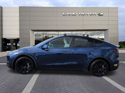 Used 2021 Tesla Model Y Long Range image 8