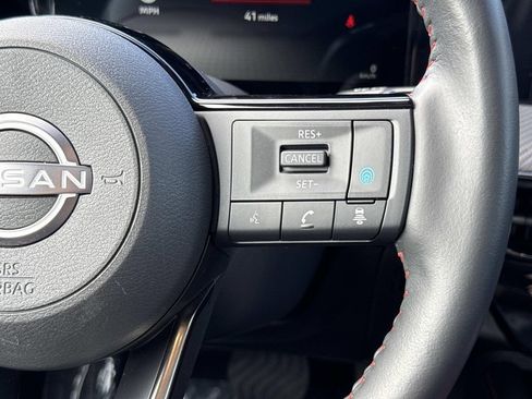 Used 2026 Nissan Kicks SR w/ SR Premium Package AWD/4WD image 9