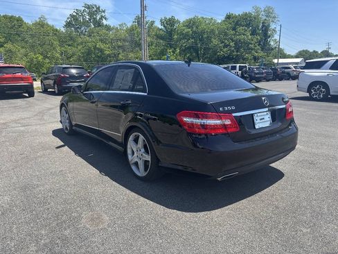 Used 2010 Mercedes-Benz E 350 4MATIC Sedan image 5