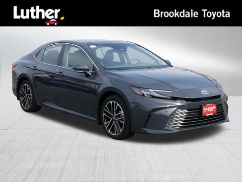 Certified 2025 Toyota Camry XLE w/ Premium Plus Package image 1