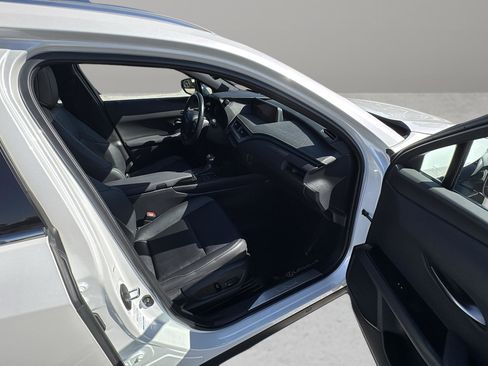 Used 2022 Lexus UX 250h w/ Accessory Package (Z1) image 13