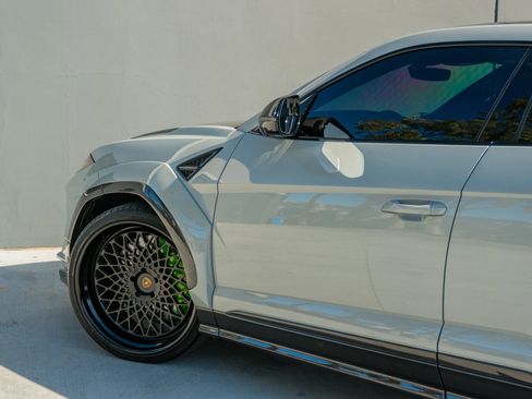 Used 2024 Lamborghini Urus Performante image 50