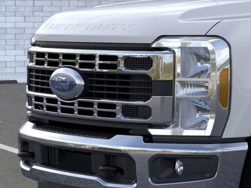 New 2026 Ford F350 XLT image 17