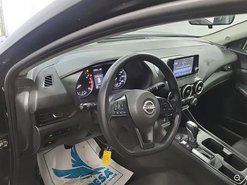 Used 2024 Nissan Sentra S image 10