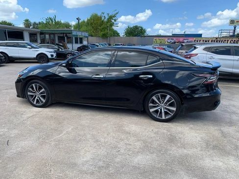 Used 2019 Nissan Maxima 3.5 SL w/ Floor Mat Group FWD image 9
