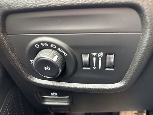 New 2025 Jeep Grand Cherokee Limited image 62