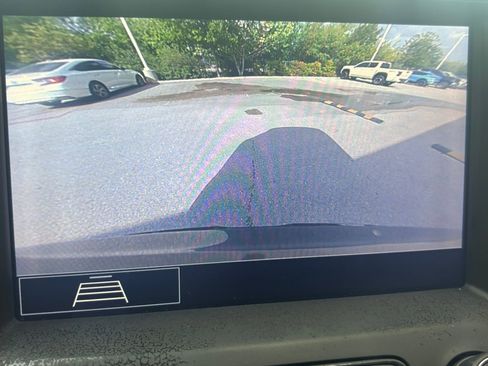 Used 2020 GMC Acadia Denali FWD image 9
