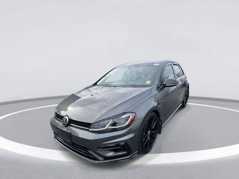Used 2019 Volkswagen Golf R 4-Door image 4