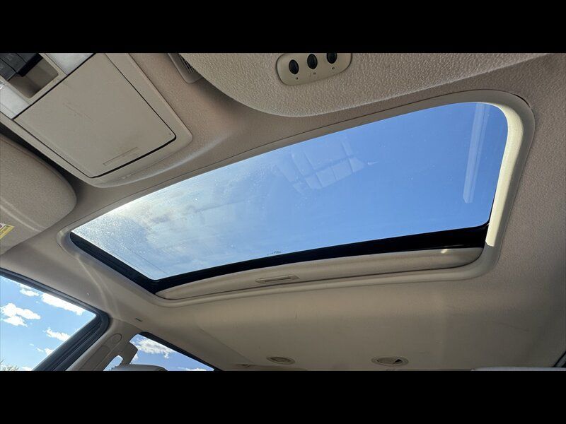 Used 2012 Ford Expedition EL XLT w/ Leather Seating Pkg AWD/4WD image 20