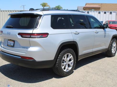Used 2021 Jeep Grand Cherokee L Limited AWD/4WD image 4