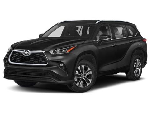 Used 2022 Toyota Highlander XLE AWD/4WD image 1