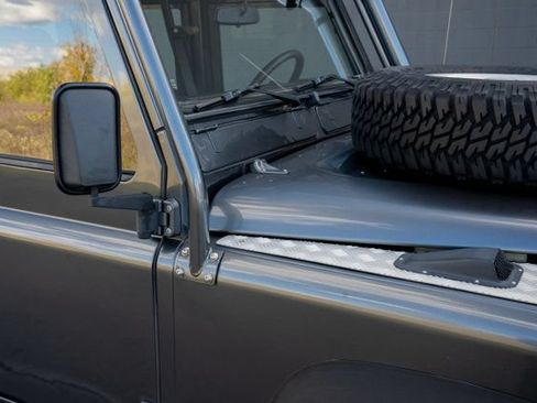Used 1993 Land Rover Defender 110 AWD/4WD image 13