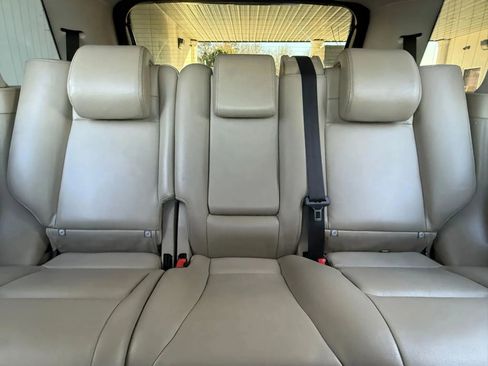 Used 2011 Land Rover Range Rover Sport HSE image 27