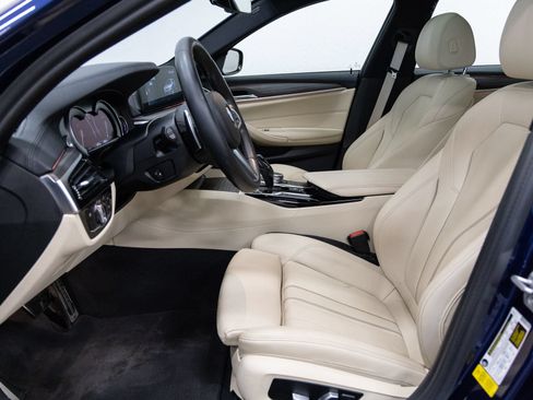 Used 2017 BMW 540i RWD image 7