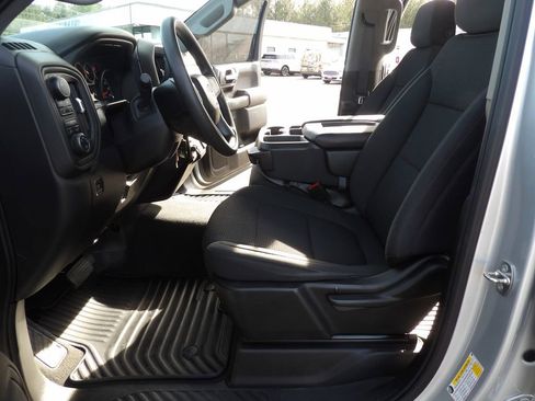 Used 2021 Chevrolet Silverado 1500 Custom Trail Boss image 18