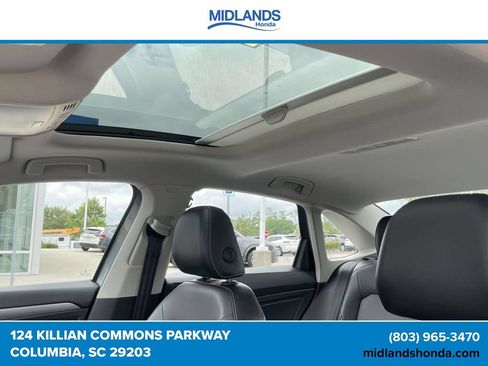 Used 2024 Volkswagen Jetta SE FWD image 14