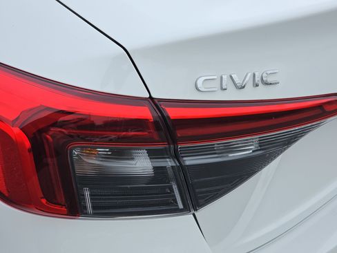 Used 2024 Honda Civic Sport image 30