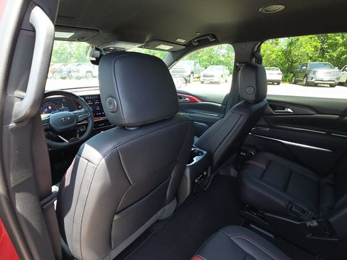 New 2026 Chevrolet Traverse RS FWD image 27