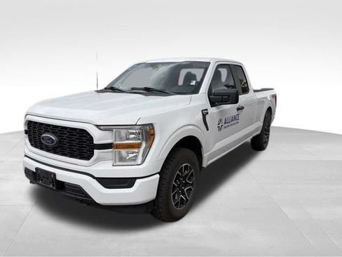 Certified 2022 Ford F150 XL w/ STX Appearance Package AWD/4WD image 4