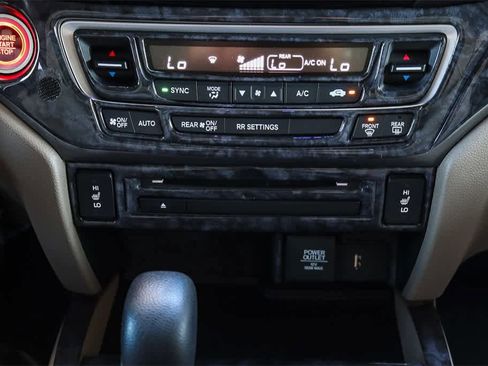 Used 2019 Honda Ridgeline RTL-T image 14