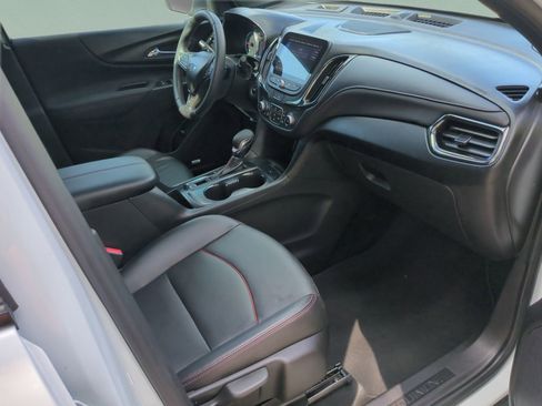 Used 2022 Chevrolet Equinox RS w/ RS Leather Package FWD image 19