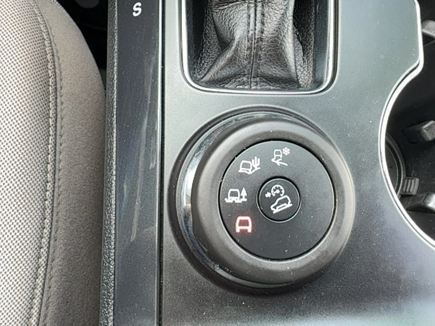Used 2018 Ford Explorer 4WD image 26