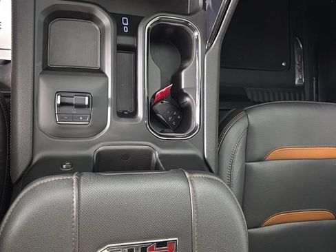 Used 2024 GMC Sierra 2500 AT4 w/ AT4 Premium Plus Package AWD/4WD image 20