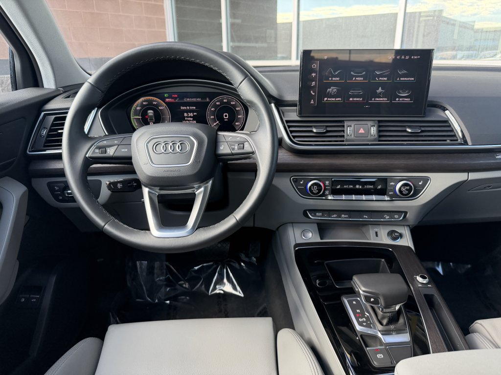 Used 2025 Audi Q5 e Premium AWD/4WD image 16