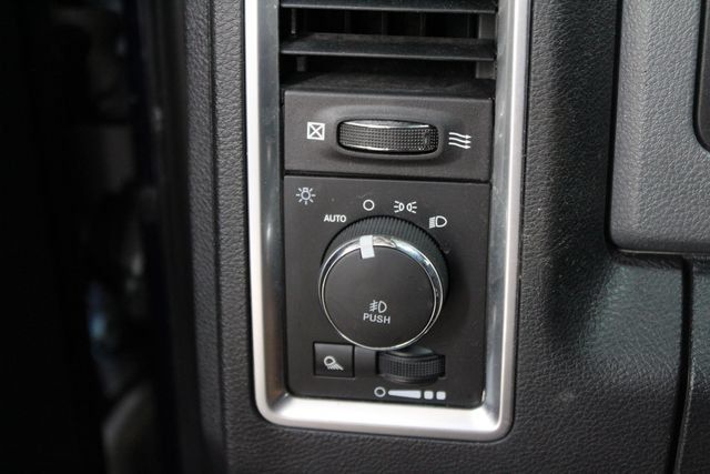 Used 2018 RAM 1500 Outdoorsman AWD/4WD image 14