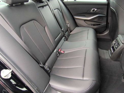 Used 2026 BMW 330i xDrive Sedan w/ Convenience Package image 21